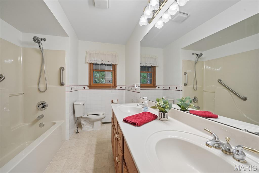 7957 County Line Road Robertsville, MO 63072 - Photo 16 of 31