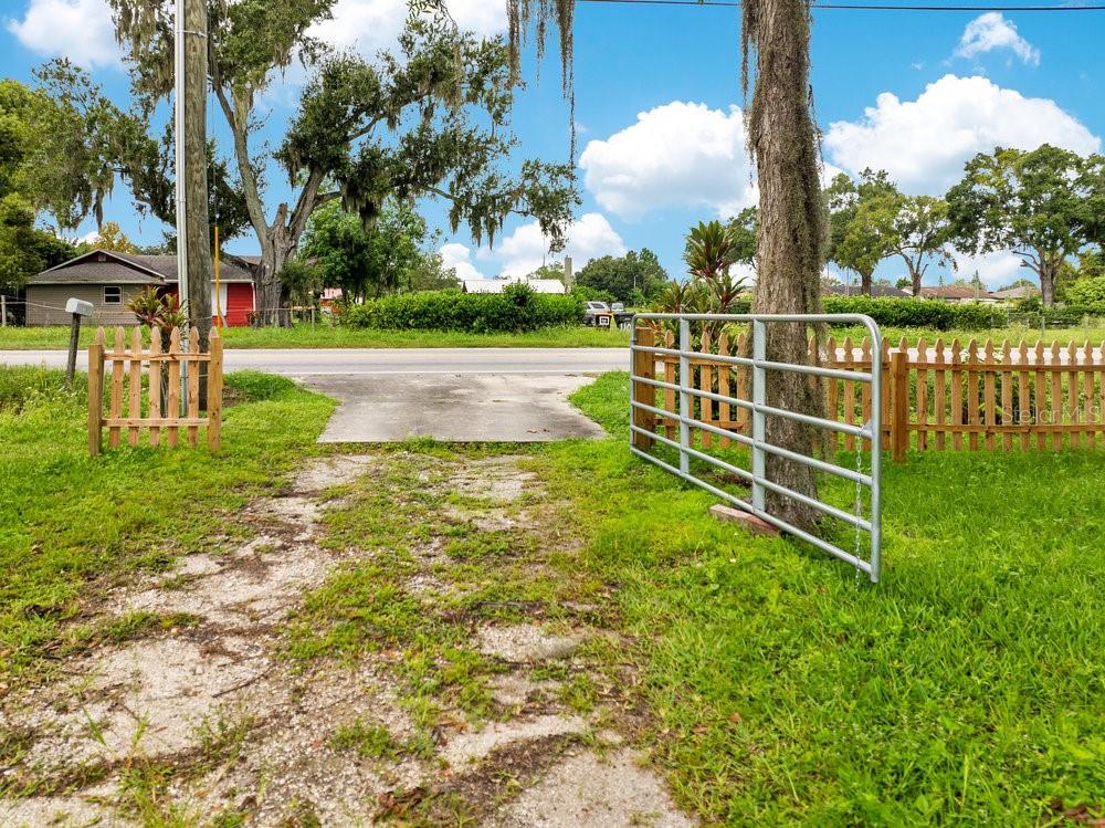 1050 Reynolds Road Lakeland, FL 33801 - Photo 25 of 34 Gallery Image 25