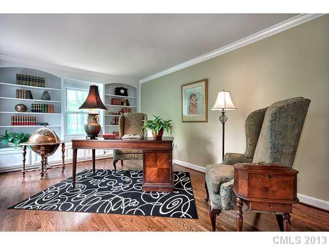 525 Harrogate Road Matthews, NC 28105 - Photo 4 of 16 Gallery Image 4