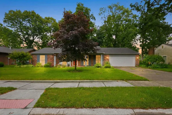 $259,000 | 1612 Benham Drive, Fort Wayne, IN 46815