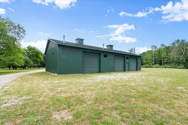 $4,590,000 | 101 North Wyman Road, Remus, MI 49340