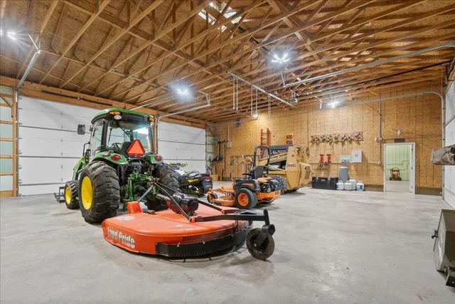 $4,590,000 | 101 North Wyman Road, Remus, MI 49340