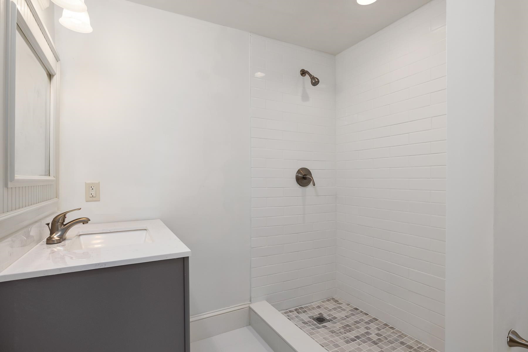 30 Spring Street Portsmouth, NH 03801 - Photo 32 of 48