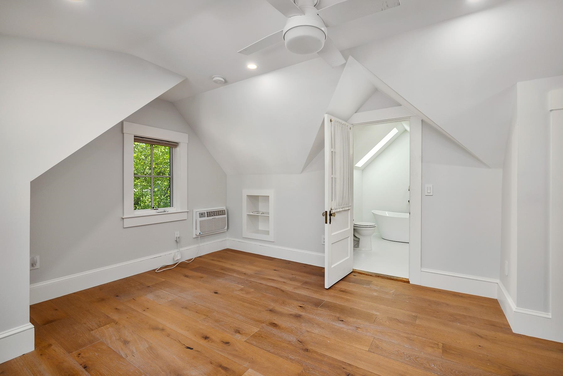 30 Spring Street Portsmouth, NH 03801 - Photo 38 of 48