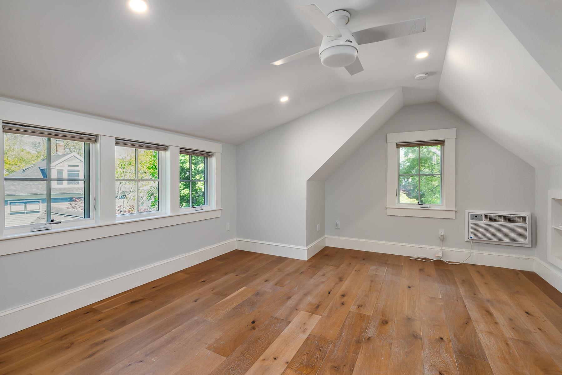 30 Spring Street Portsmouth, NH 03801 - Photo 39 of 48