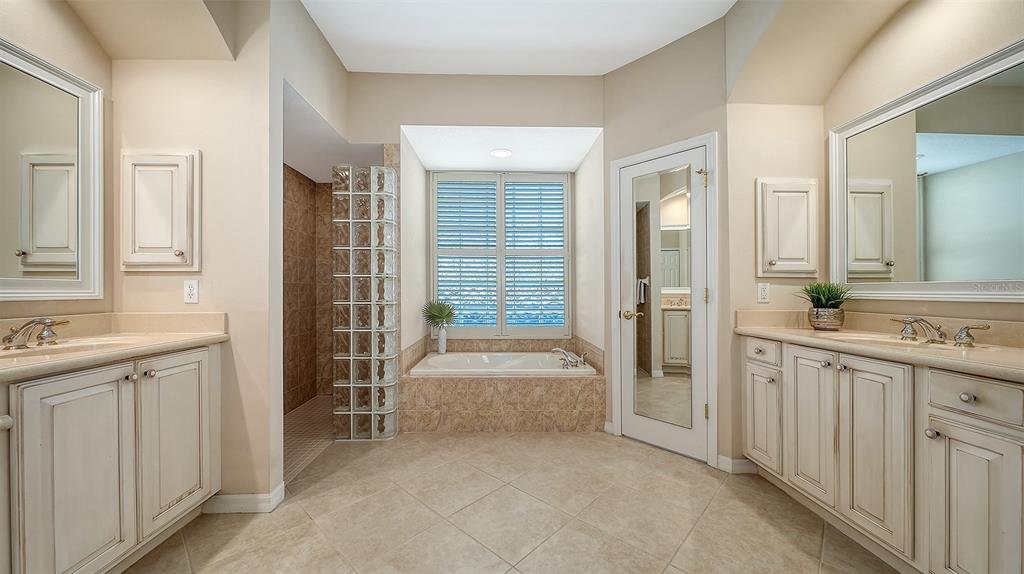 522 Luminary Boulevard Osprey, FL 34229 - Photo 27 of 53