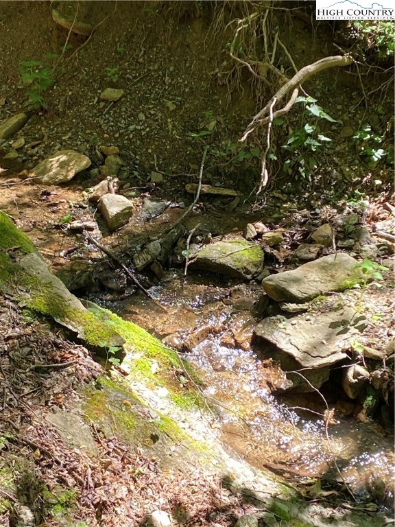 Jake's Mountain Road Deep Gap, NC 28618 - Photo 10 of 32 Gallery Image 10