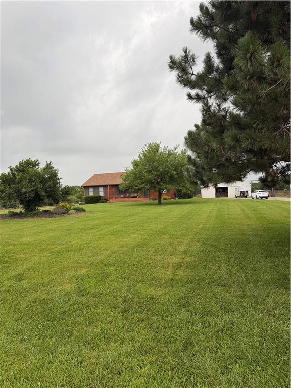 29710 Oak Grove Road Paola, KS 66071 - Photo 3 of 4
