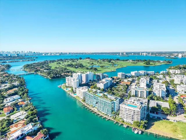 $3,200,000 | 9201 East Bay Harbor Drive, Unit UPH02, Bay Harbor Islands, FL 33154