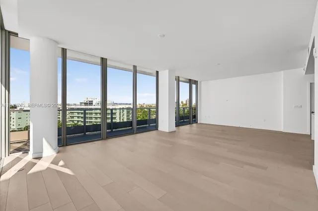 $3,200,000 | 9201 East Bay Harbor Drive, Unit UPH02, Bay Harbor Islands, FL 33154