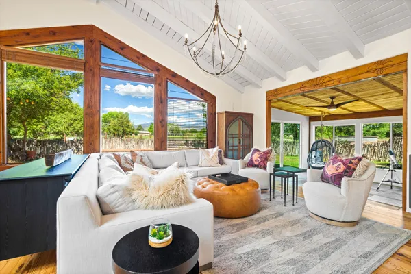 $848,000 | 24 Calle Lila, Santa Fe, NM 87506