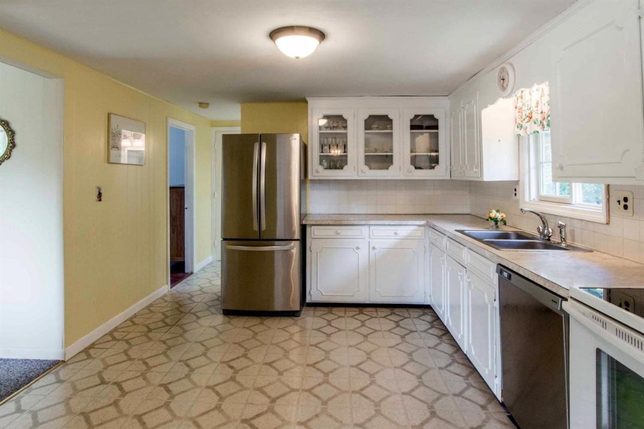 77 Pine Street Edgartown, MA 02539 - Photo 5 of 14 Additional Photo