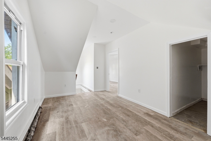 183 Graham Avenue Paterson, NJ 07501 - Photo 18 of 32