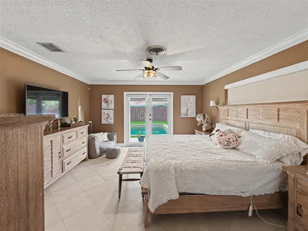 $975,000 | 6726 Orchid Drive, Miami Lakes, FL 33014