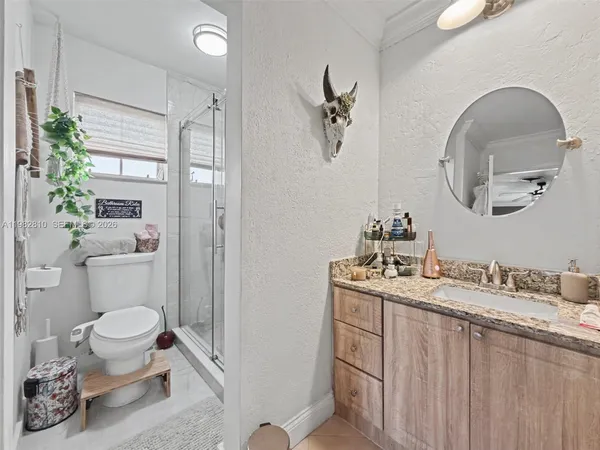 $975,000 | 6726 Orchid Drive, Miami Lakes, FL 33014