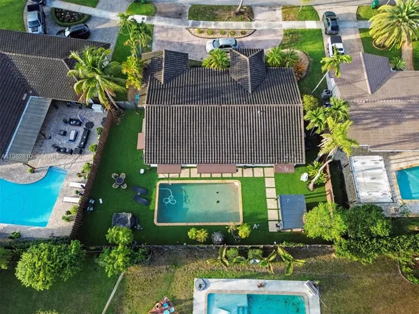 $975,000 | 6726 Orchid Drive, Miami Lakes, FL 33014