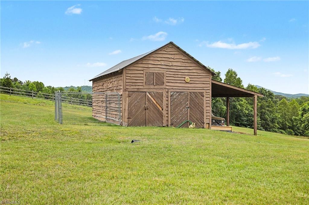 1413 Mission Road Danbury, NC 27016 - Photo 27 of 27