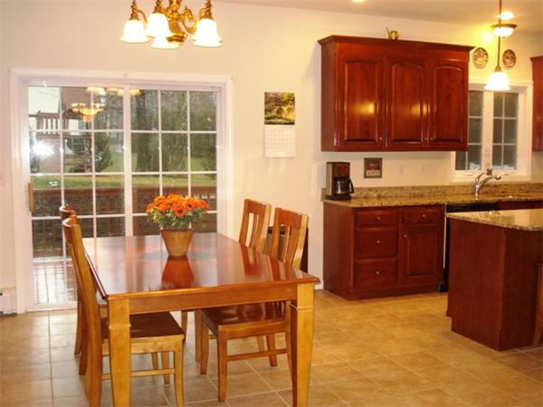 37 Meadowbrook Road Franklin, MA 02038 - Photo 3 of 28 Gallery Image 3