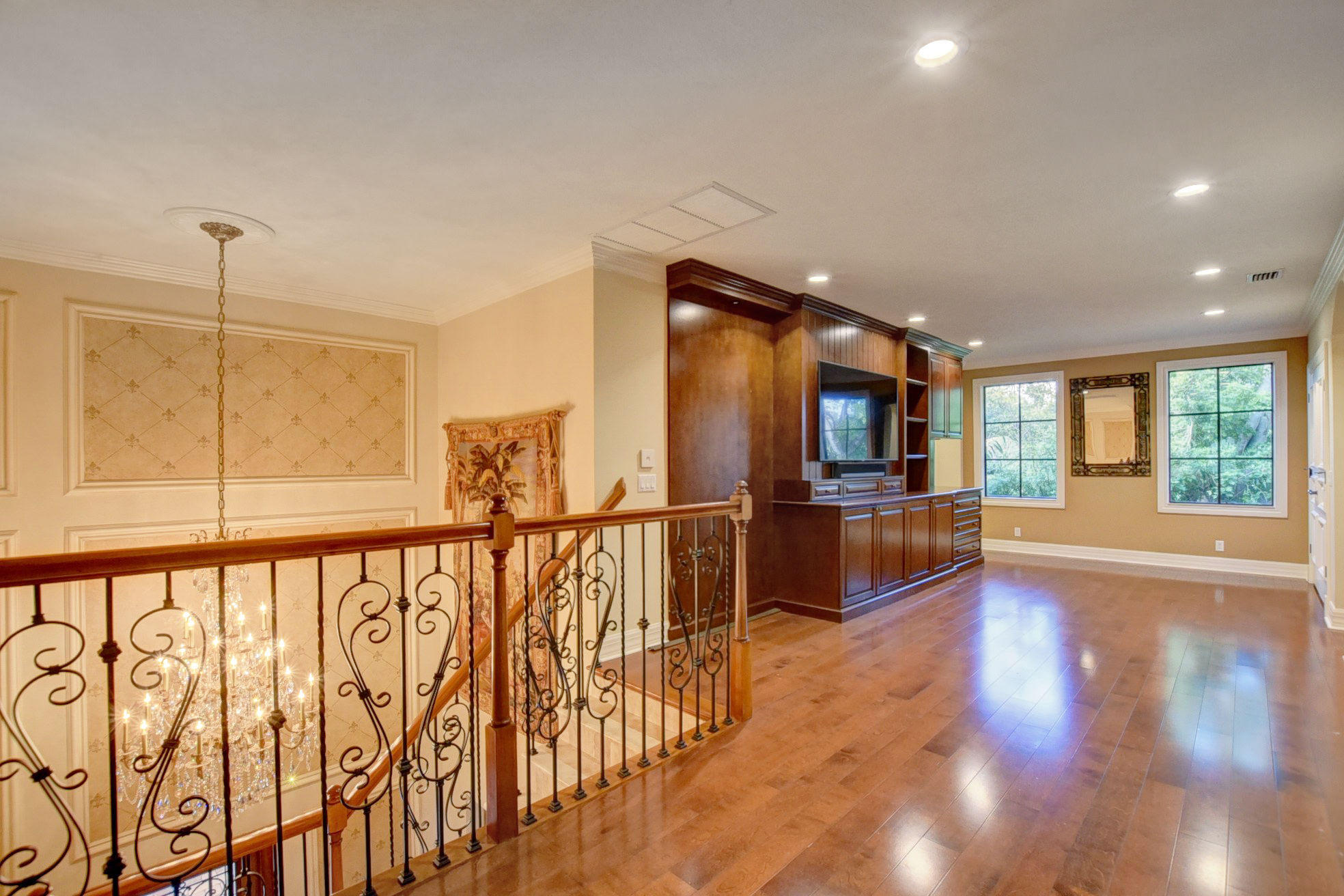130 Southeast Spanish Trail Boca Raton, FL 33432 - Photo 28 of 66 Second floor Family room