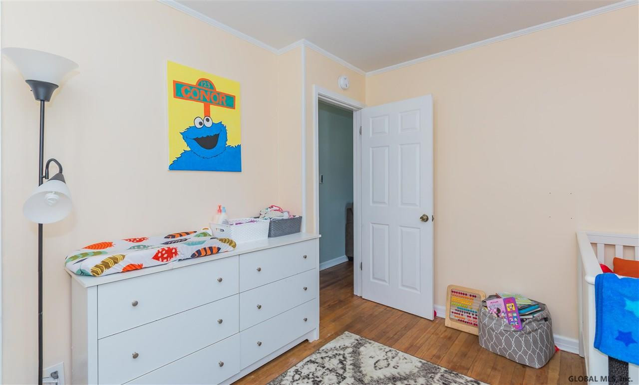 9 Woodrow Road Amsterdam, NY 12010 - Photo 14 of 34 Photo 14