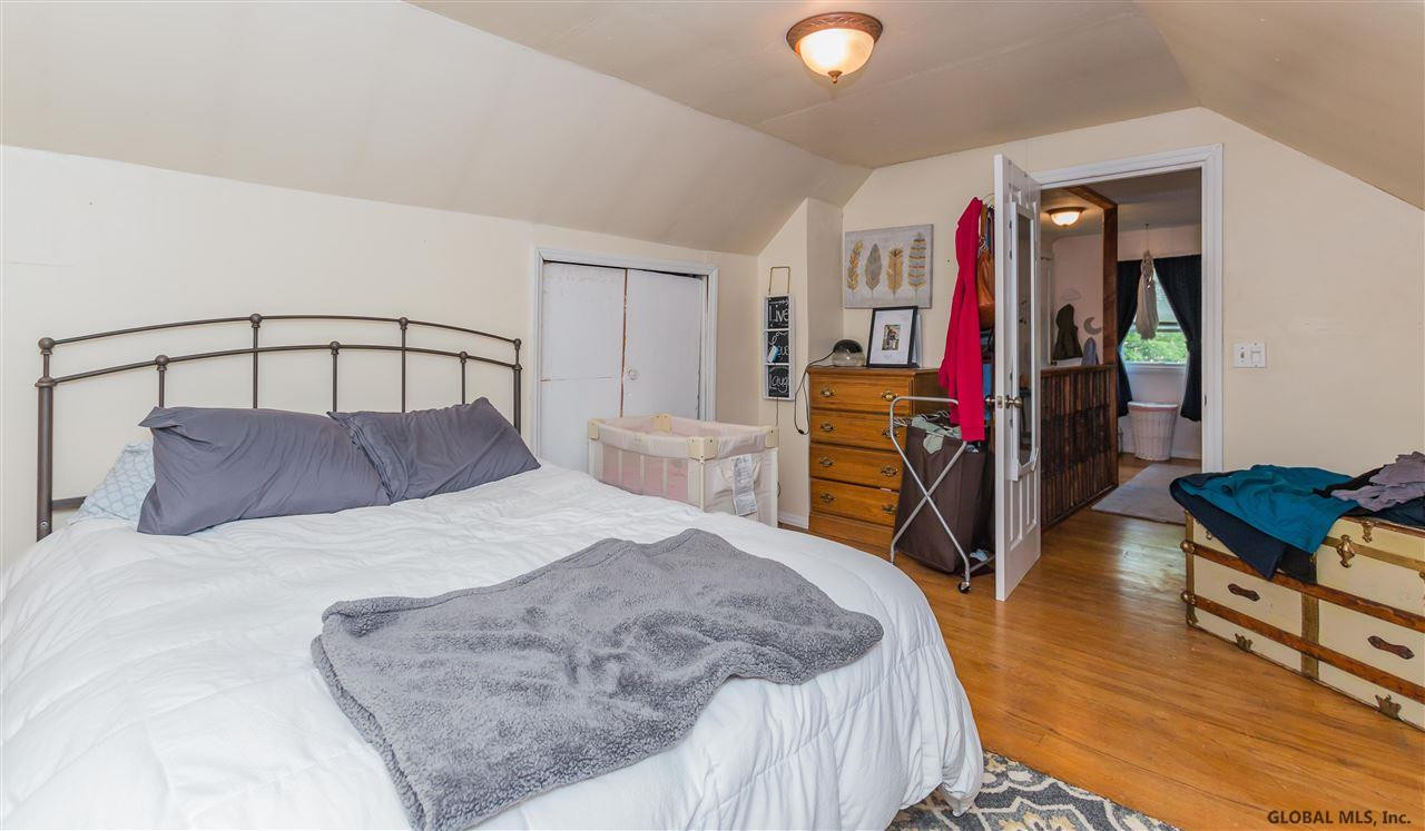9 Woodrow Road Amsterdam, NY 12010 - Photo 22 of 34 Photo 22
