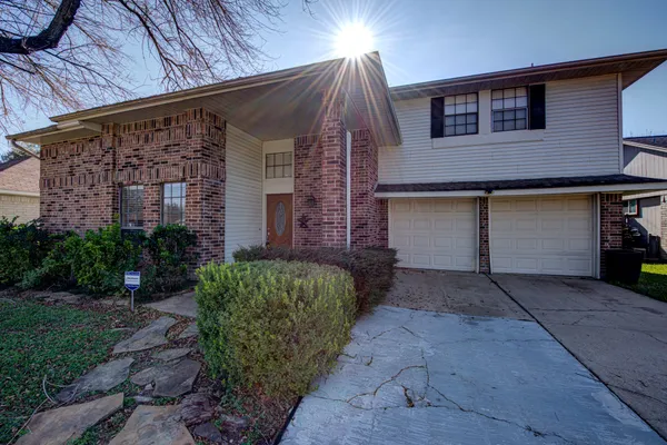 $2,200 | 21427 Park Run Drive, Katy, TX 77450