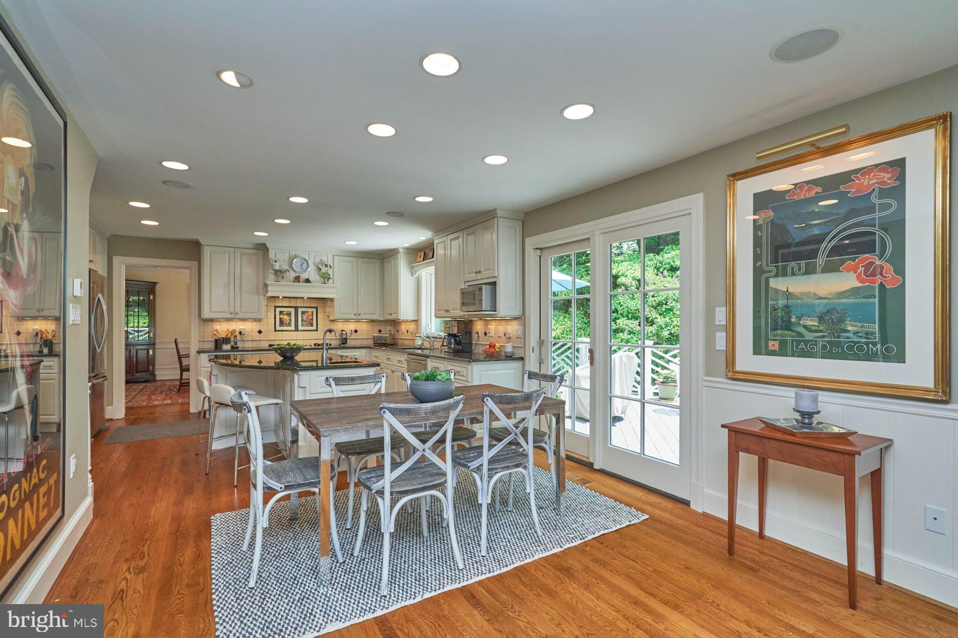 1235 Aldebaran Drive McLean, VA 22101 - Photo 18 of 71 Breakfast area with access to back deck.