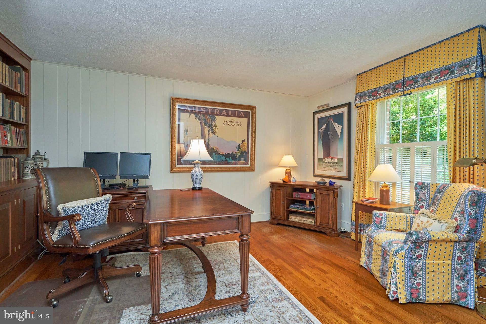 1235 Aldebaran Drive McLean, VA 22101 - Photo 25 of 71 Office w/built-ins and plantation shutters