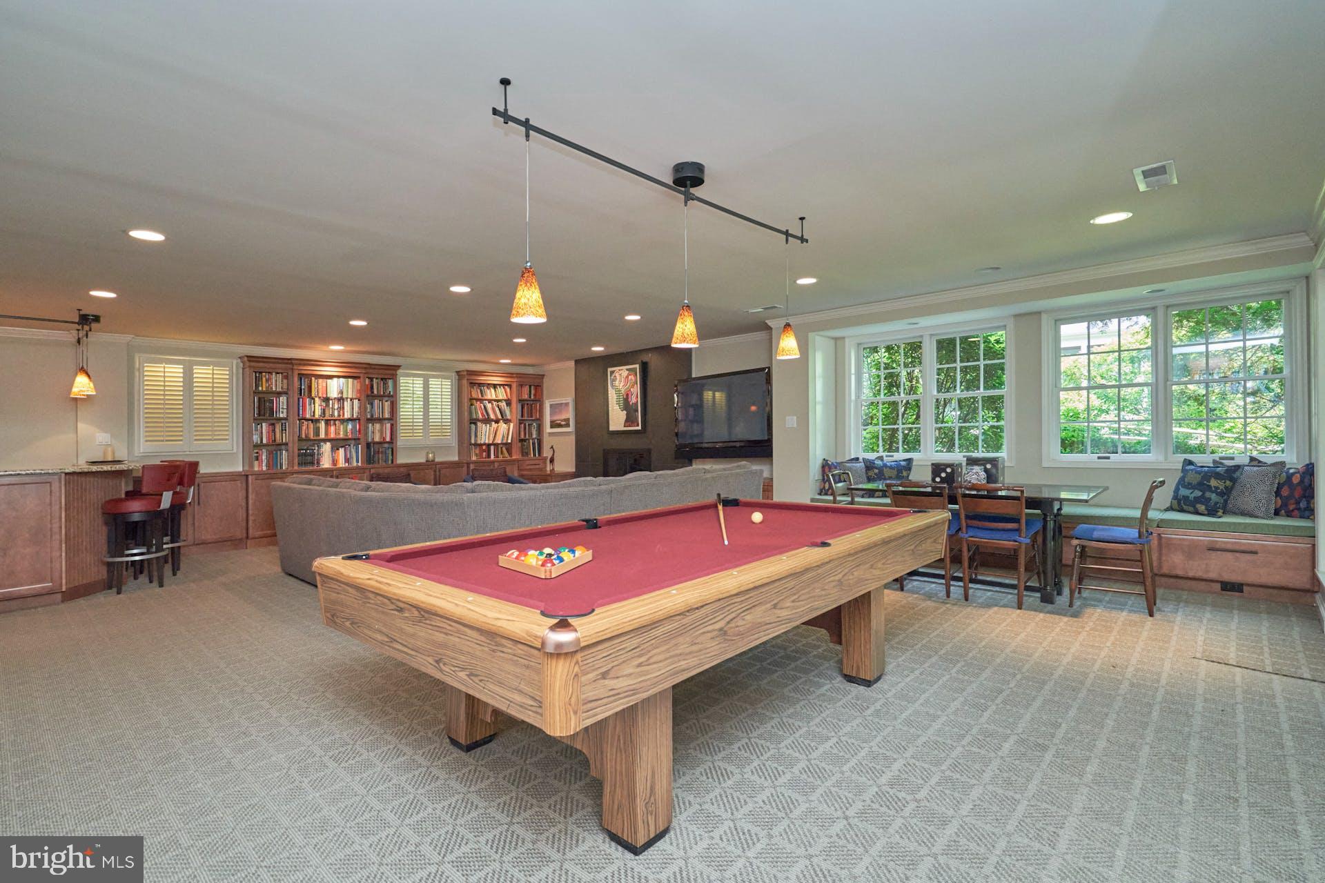 1235 Aldebaran Drive McLean, VA 22101 - Photo 54 of 71 Great for entertaining!