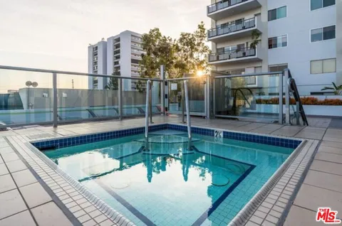 $5,500 | 1155 North La Cienega Boulevard, Unit 1106, West Hollywood, CA 90069