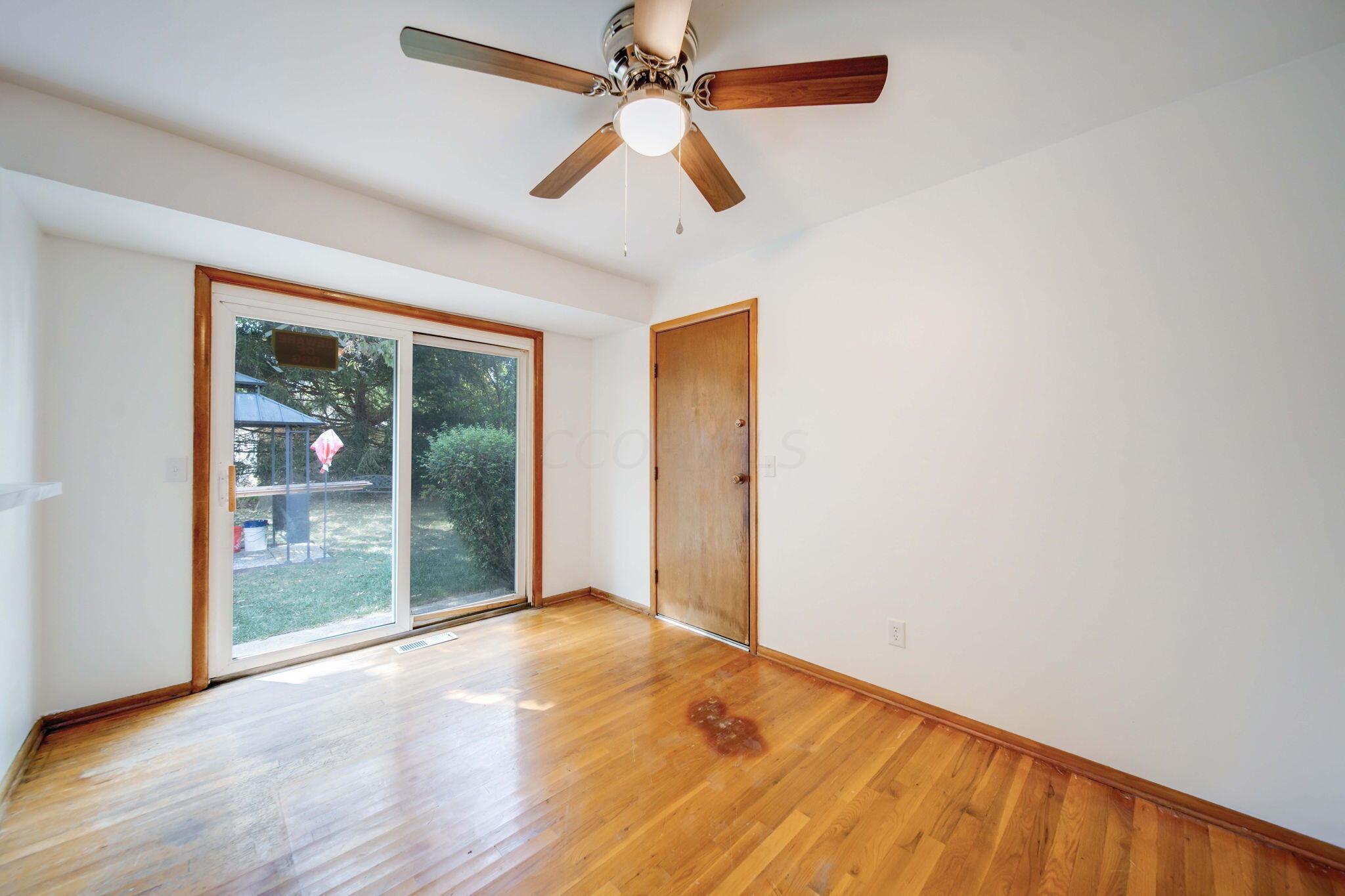 2815 Maywood Road Columbus, OH 43232 - Photo 10 of 45 13-web-or-mls-A7403847_8_9