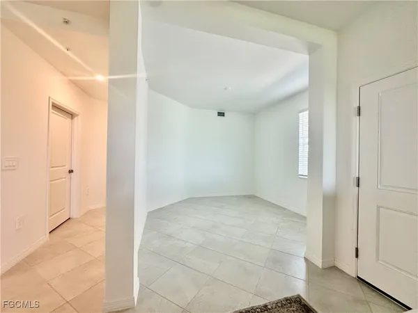 $2,000 | 20610 Hazelnut Court, Unit 1511, Lehigh Acres, FL 33972