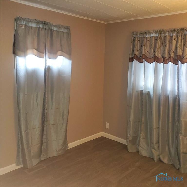 427 Clifton Road Toledo, OH 43607 - Photo 7 of 9 Photo 10