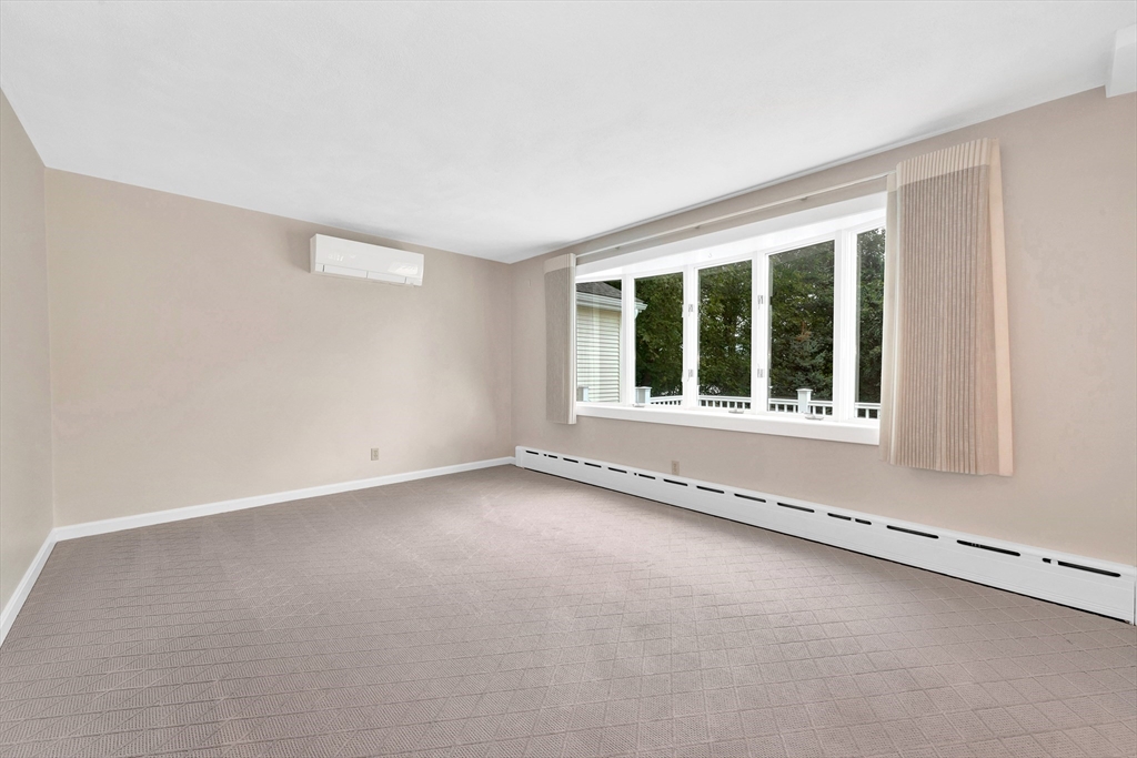 18 Cherry Street Gloucester, MA 01930 - Photo 12 of 42