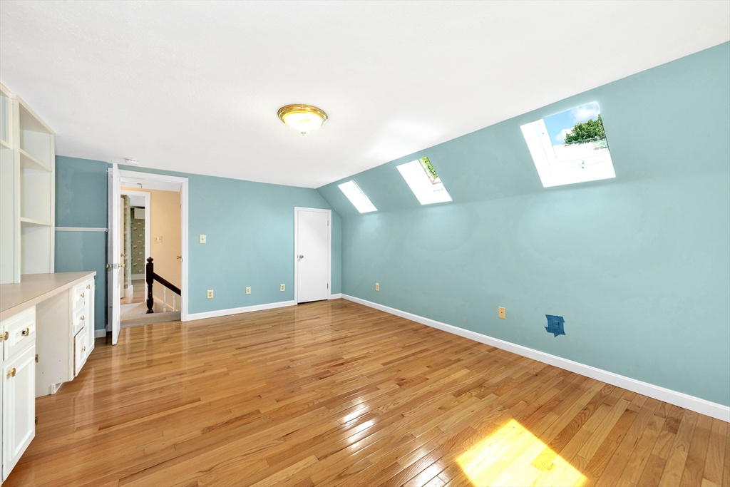 18 Cherry Street Gloucester, MA 01930 - Photo 27 of 42