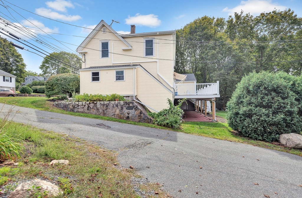 18 Cherry Street Gloucester, MA 01930 - Photo 3 of 42