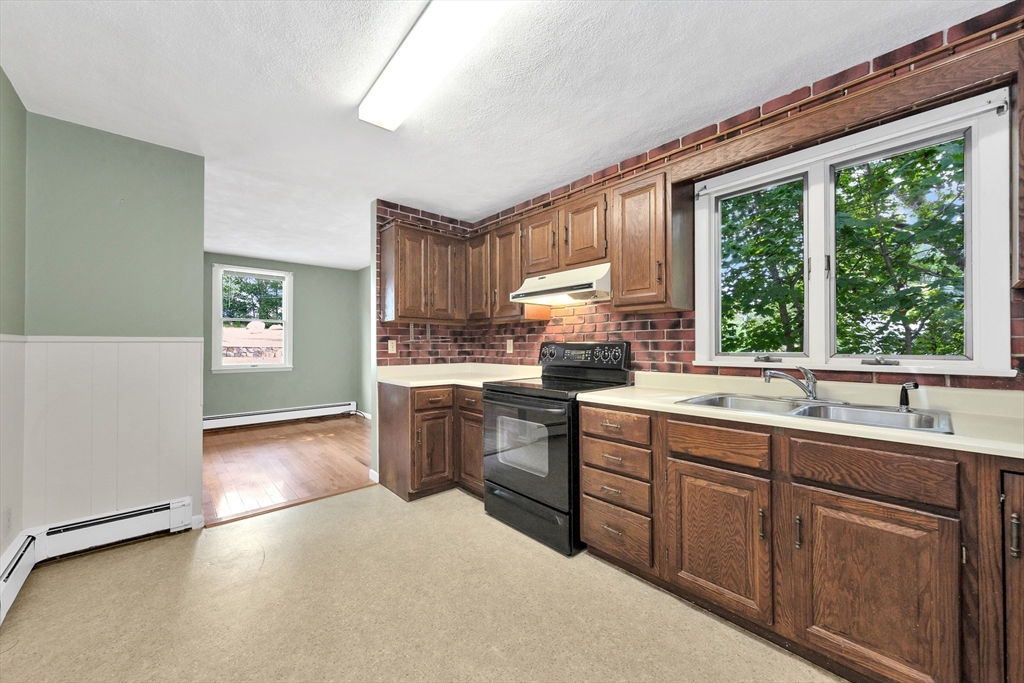 18 Cherry Street Gloucester, MA 01930 - Photo 37 of 42