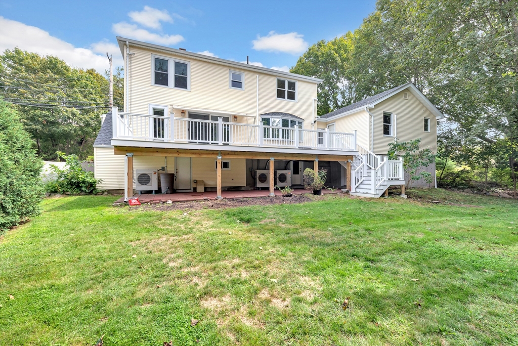 18 Cherry Street Gloucester, MA 01930 - Photo 4 of 42
