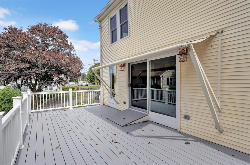 18 Cherry Street Gloucester, MA 01930 - Photo 5 of 42