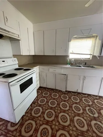 $40,000 | 129 East Pecan Street, Taft, TX 78390