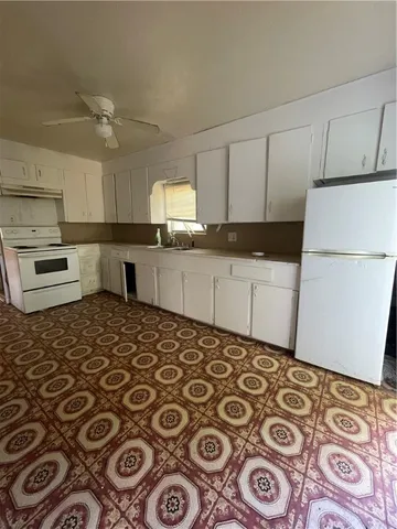 $40,000 | 129 East Pecan Street, Taft, TX 78390