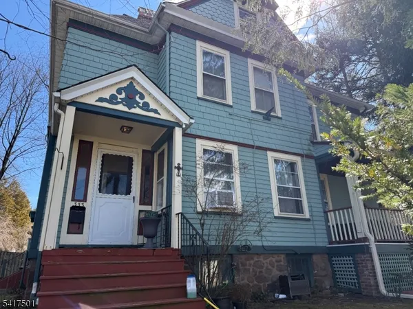 $3,500 | 132 Watchung Avenue, Unit 1, Montclair, NJ 07043