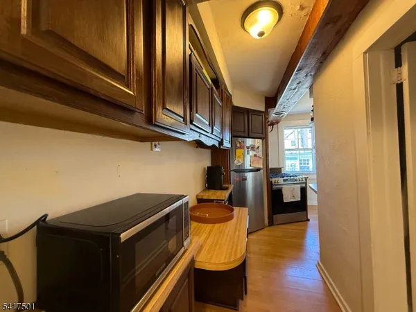 $3,500 | 132 Watchung Avenue, Unit 1, Montclair, NJ 07043