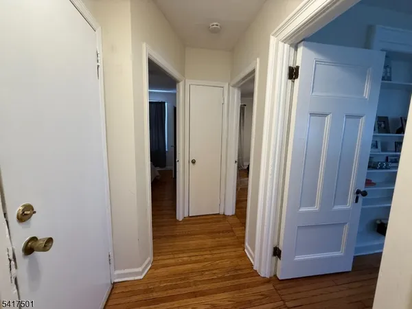 $3,500 | 132 Watchung Avenue, Unit 1, Montclair, NJ 07043