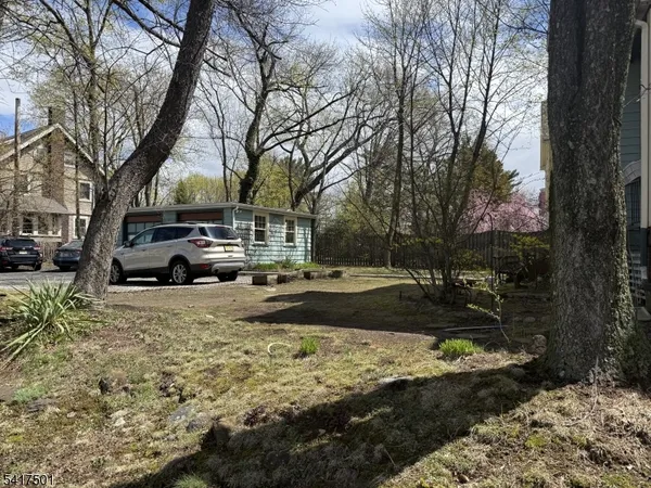 $3,500 | 132 Watchung Avenue, Unit 1, Montclair, NJ 07043