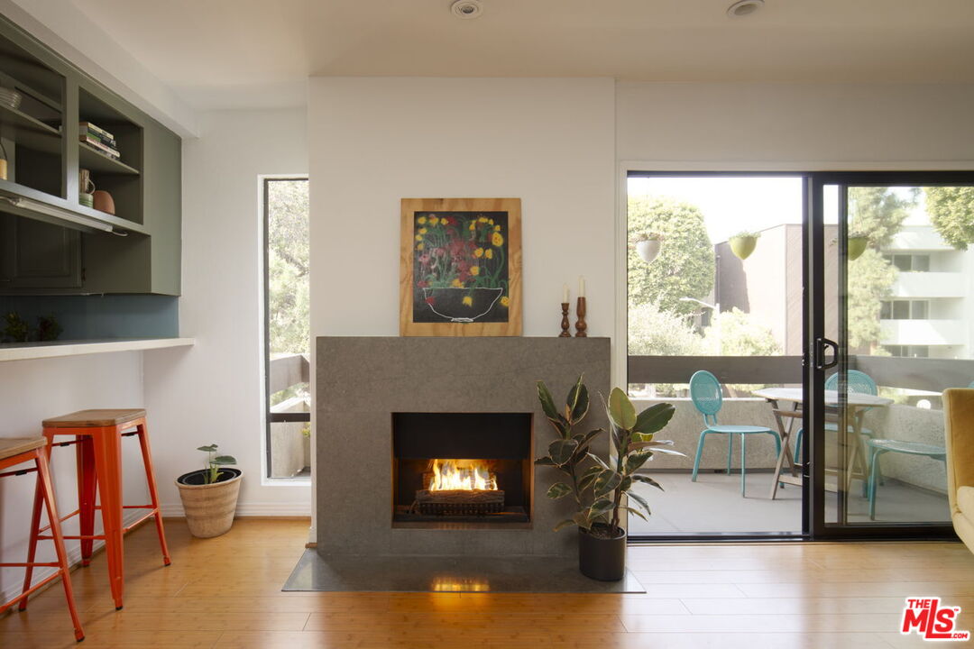 950 North Kings Road, Unit 208 West Hollywood, CA 90069 - Photo 13 of 33