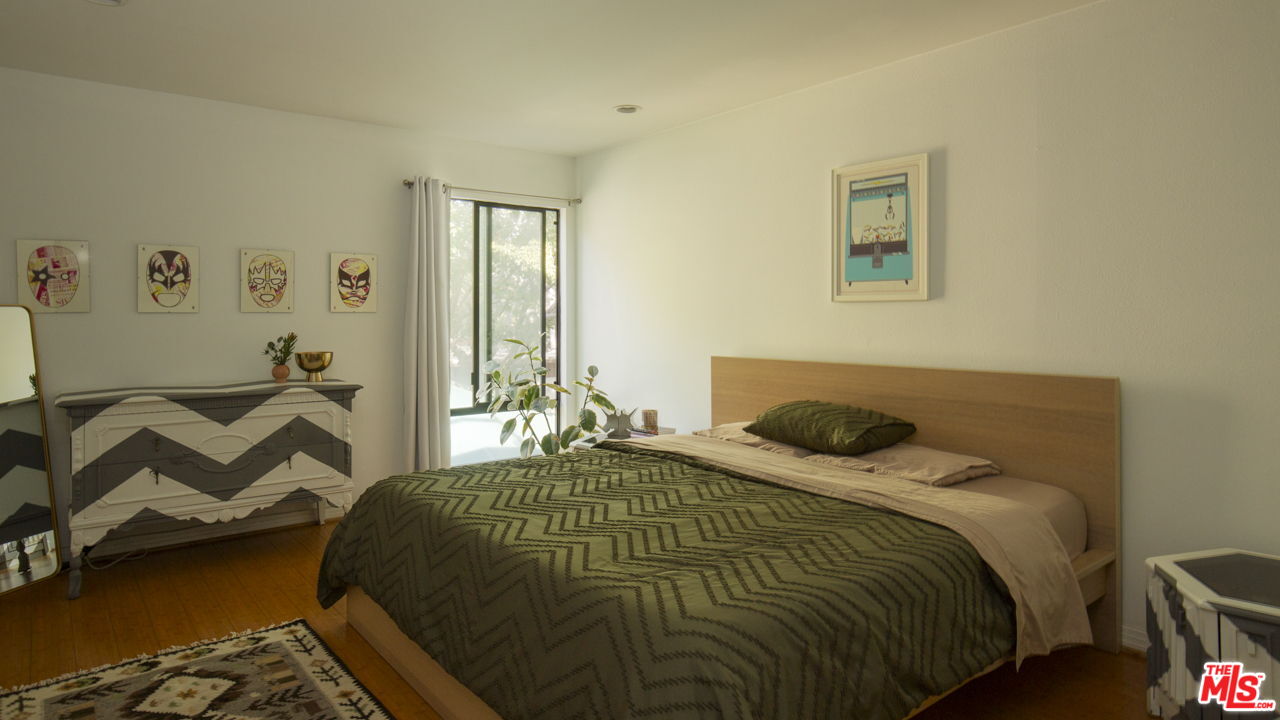 950 North Kings Road, Unit 208 West Hollywood, CA 90069 - Photo 24 of 33