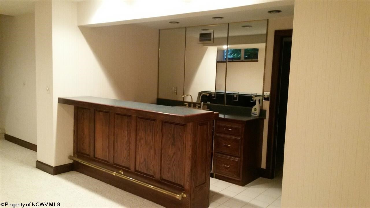 2 Cameron Road Clarksburg, WV 26301 - Photo 9 of 20 Gallery Image 9