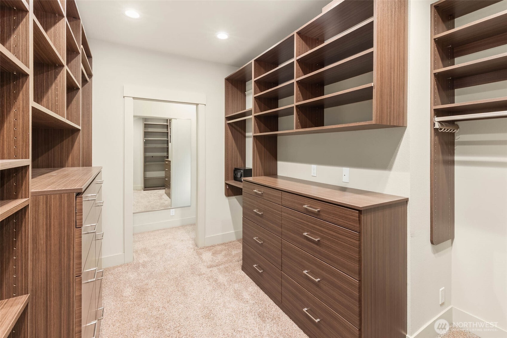 20 Cascade Key Bellevue, WA 98006 - Photo 22 of 39