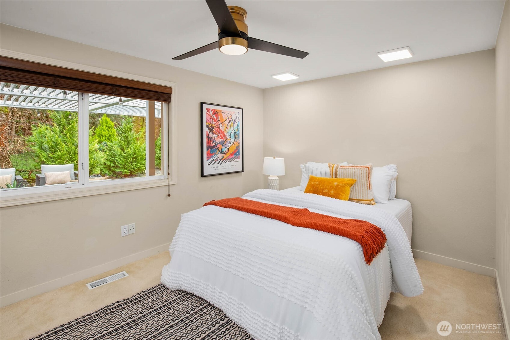 20 Cascade Key Bellevue, WA 98006 - Photo 26 of 39